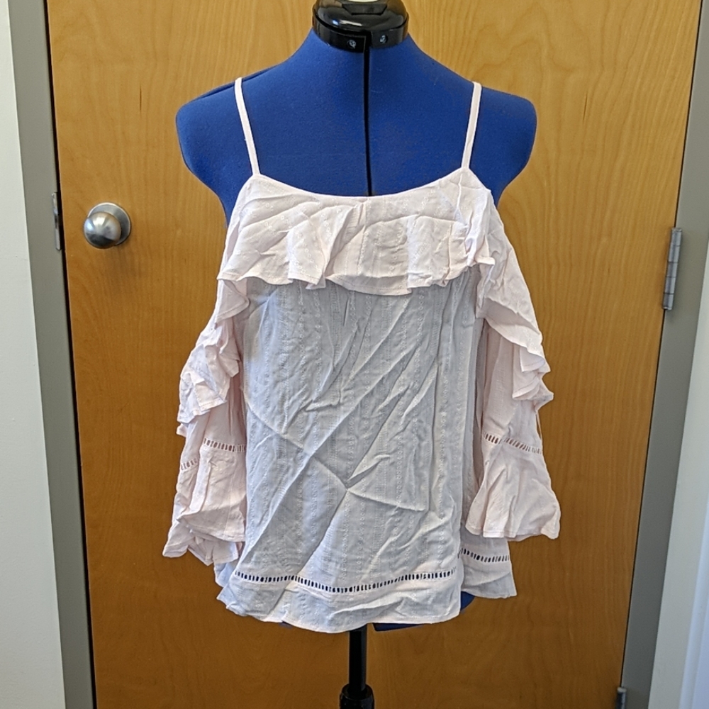 CeCe cold shoulder top